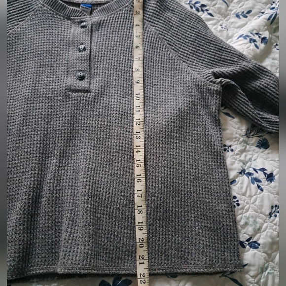 Old Navy Waffle Shirt - Picture 5 of 6